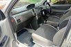 Nissan X-Trail 2.0 M/T 2002 Beige 3