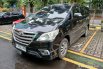 Jual Toyota Kijang Innova V Luxury A/T Gasoline 2015 Hitam 3