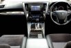 Toyota Alphard SC CBU IU 2015 Pilotseat AT Putih 12