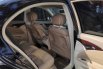 Mercedes-Benz E-Class E 200 K AMG Style Vr 19 + Elegance Km 66 rb Body Mulus Interior Rapi Terawat  8