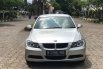 BMW 320i 2006 1