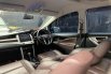 Toyota Kijang Innova V Bensin 2016 10