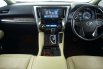 Toyota Alphard 2.5 G A/T 2022 10