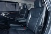 JUAL Toyota Innova 2.4 Venturer AT 2020 Abu-abu 7