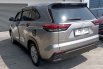 Promo Toyota Innova Zenix 2.0 V AT 2022 Silver *code81AAV 6