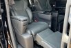 Toyota Alphard HV 2024 hitam ready 14
