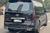 Hyundai H-1 Royale 2018 Diesel AT Hitam 5