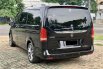 Mercedes-Benz V-Class V 260 2019 6
