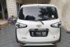 Toyota Sienta V At 2017 Putih 4