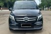 KM RENDAH MERCEDES BENZ V260 AT HITAM 2019 2