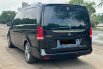 KM RENDAH MERCEDES BENZ V260 AT HITAM 2019 6