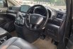 Nissan Elgrand Highway Star 2013 9