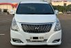 HYUNDAI H-1 ROYALE BENSIN AT PUTIH 2018 MPV TERNYAMAN DIJUAL CEPAT 2