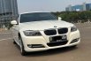 BMW 320i AT PUTIH 2011 KONDISI SIAP PAKAI UNIT SIAP PAKAI LOW KM 1