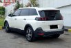 Peugeot 5008 Allure Plus 2021 putih km10rb cash kredit proses bisa dibantu 5