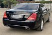 Mercedes-Benz S-Class 300  2011 Hitam 6