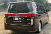 Nissan Elgrand Highway Star 2013 6