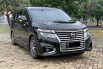 Nissan Elgrand Highway Star 2014 3