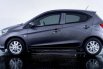 Honda Brio E Satya AT 2020 Abu-abu 3