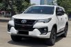 Toyota Fortuner 2.4 VRZ AT 2019 Putih 2