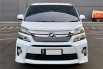 Toyota Vellfire Z 2015 Putih 1