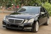 Mercedes-Benz E-Class E 300 2011 1