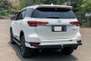 Toyota Fortuner 2.4 TRD AT 2019 5