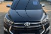 Toyota Venturer 2.0 A/T Bensin 2019 Hitam 1