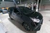 Daihatsu Sigra 1.2 R MT 2022 Hitam 3