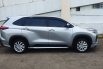 Toyota Kijang Innova Zenix V Hybrid 2023 silver km 25ribuan sunroof cash kredit proses bisa dibantu 4