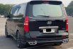 HYUNDAI H-1 ROYALE BENSIN AT HITAM 2018 MPV NYAMAN UNTUK KELUARGA!! 5