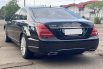 Mercedes-Benz S-Class S 300 L 2011 Hitam 8