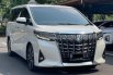 Toyota Alphard 2.5 G A/T 2020 MPV 10