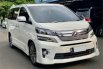 Toyota Vellfire Z Golden at 2015 Putih 2