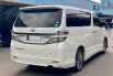 Toyota Vellfire Z Golden at 2015 Putih 6