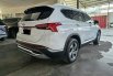 Hyundai Santa Fe 2.2 Signature AT ( Matic ) 2022 / 2023 Putih Km Antik low 17rban Good Condition 5