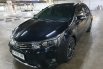 Toyota Corolla Altis 1.8 V AT 2015 gresss 3