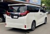 Toyota Alphard SC 2016 Putih 4