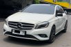 Mercedes-Benz A-Class A 200 2013 Hatchback 8