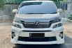 Toyota Vellfire ZG 2014 Putih 3