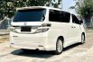 Toyota Vellfire ZG 2014 Putih 6