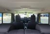 Suzuki Jimny AT 2024 km 700 perak hijau 14