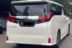 Jual mobil Toyota Alphard 2016 6