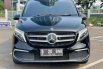 Mercedes-Benz V-Class V 260 Hitam 1