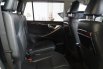 Toyota Innova Venturer Bensin 2.0 A/T 2017 13