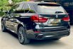 BMW X5 xDrive25d Hitam 4