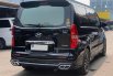 Hyundai H-1 Royale Bensin 2018 3