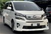 Toyota Vellfire Z Golden Eye 2015 5