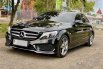 Mercedes-Benz C-Class C200 2018 Hitam 2