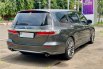 Honda Odyssey 2.4 2012 Abu-abu 4